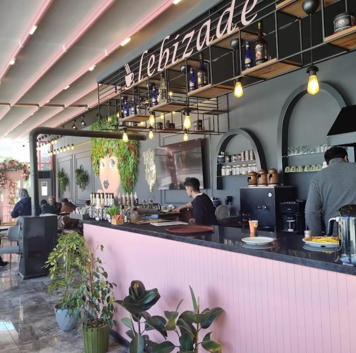 Mağaza ve Restaurant